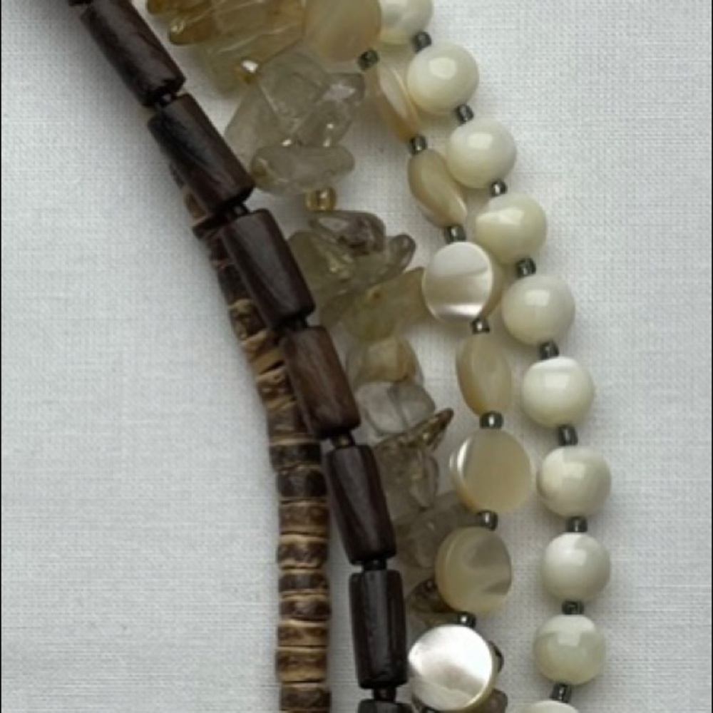 Silpada multi-strand necklace in neutral colors - Picture 4 of 5